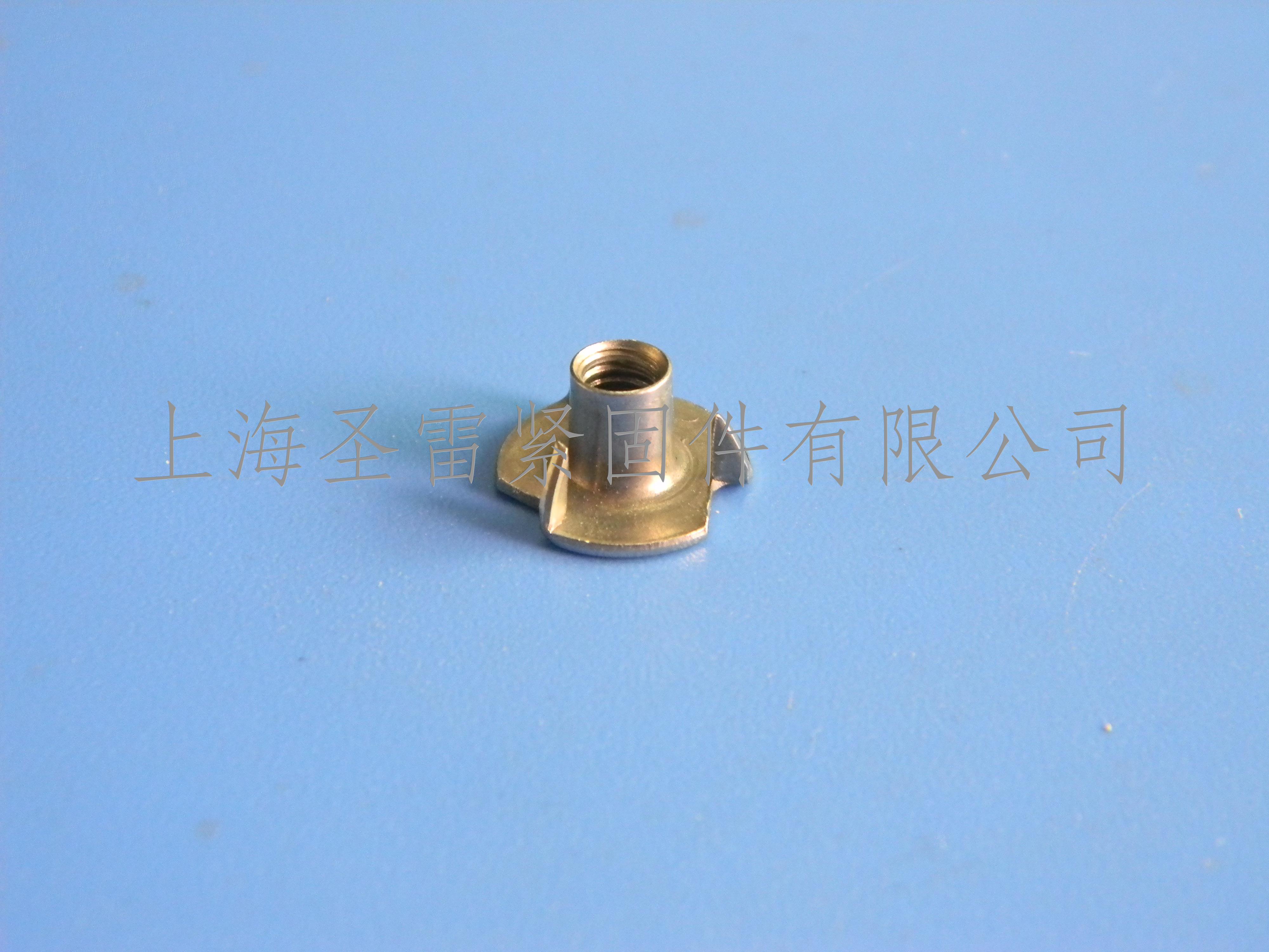 不锈钢三爪螺母