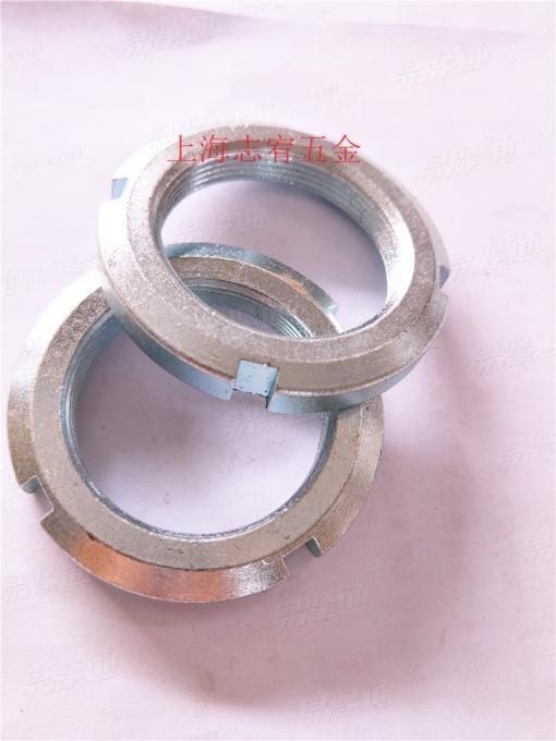 开槽圆螺母DIN1804