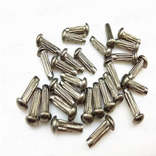 GB827不銹鋼標牌鉚釘