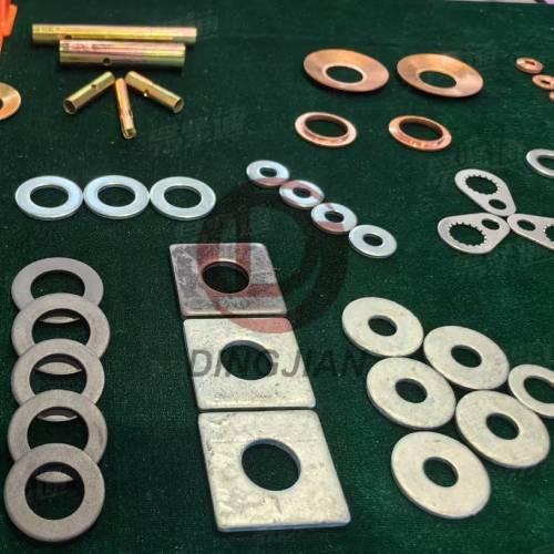 專業墊圈廠家DIN125-1六角螺栓與螺母組合用 A級平墊圈DIN436方形墊圈