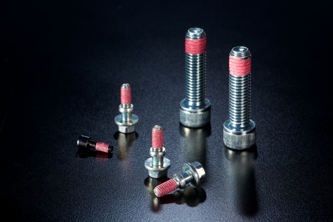 precote®80 高效能双微胶囊预涂式化学胶